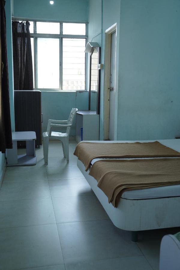 Hotel Rajesh Kolhapur Exterior photo